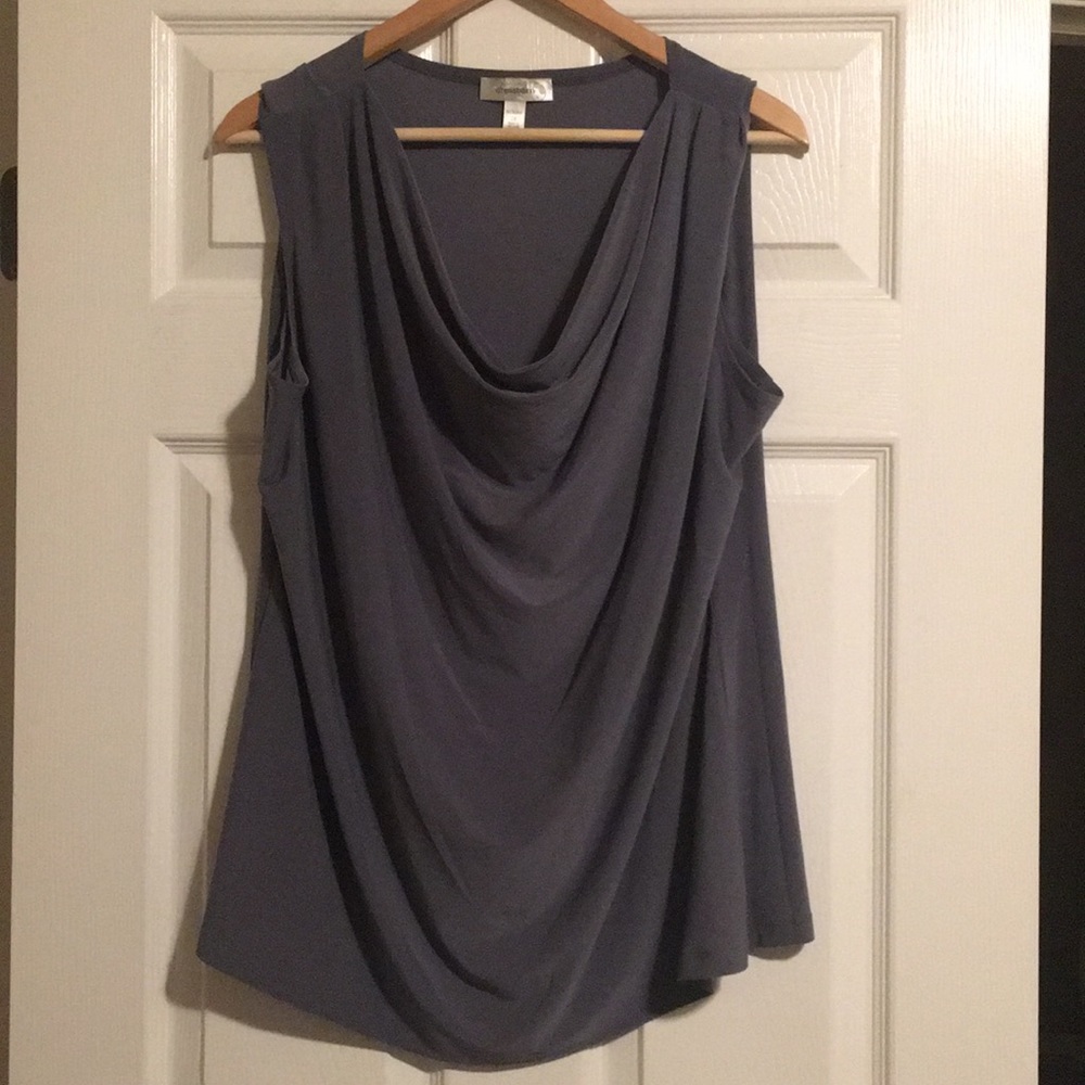 Gray drape front tank
